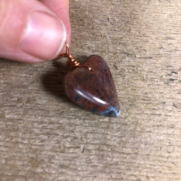Small Red Mottled Jasper Necklace Pendant - Picture 3 of 6